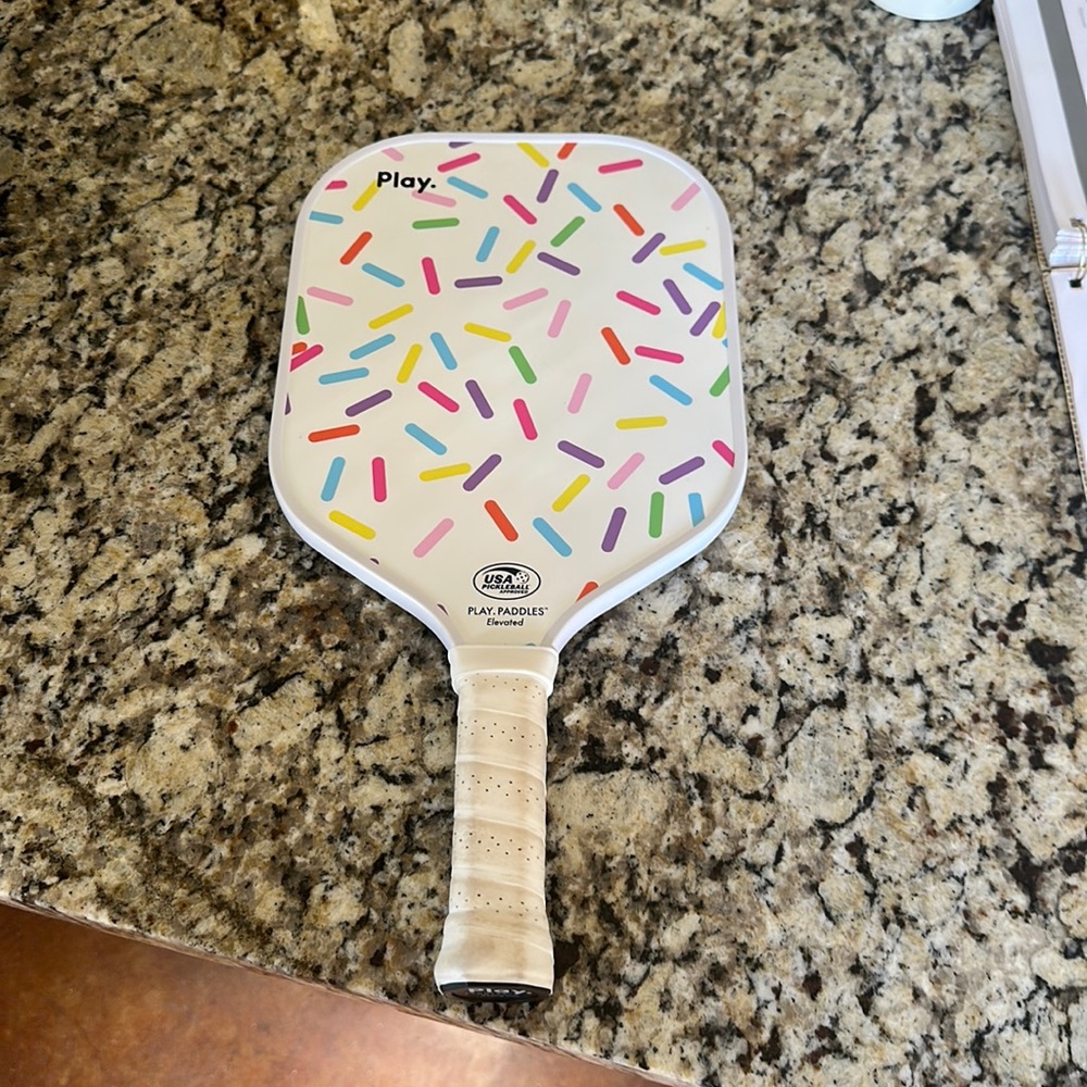 Play. USA pickleball paddle!!